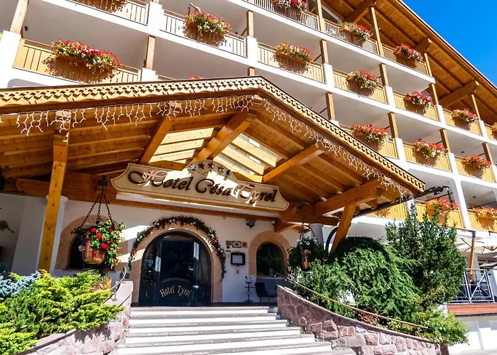 Hotel Cesa Tyrol Canazei